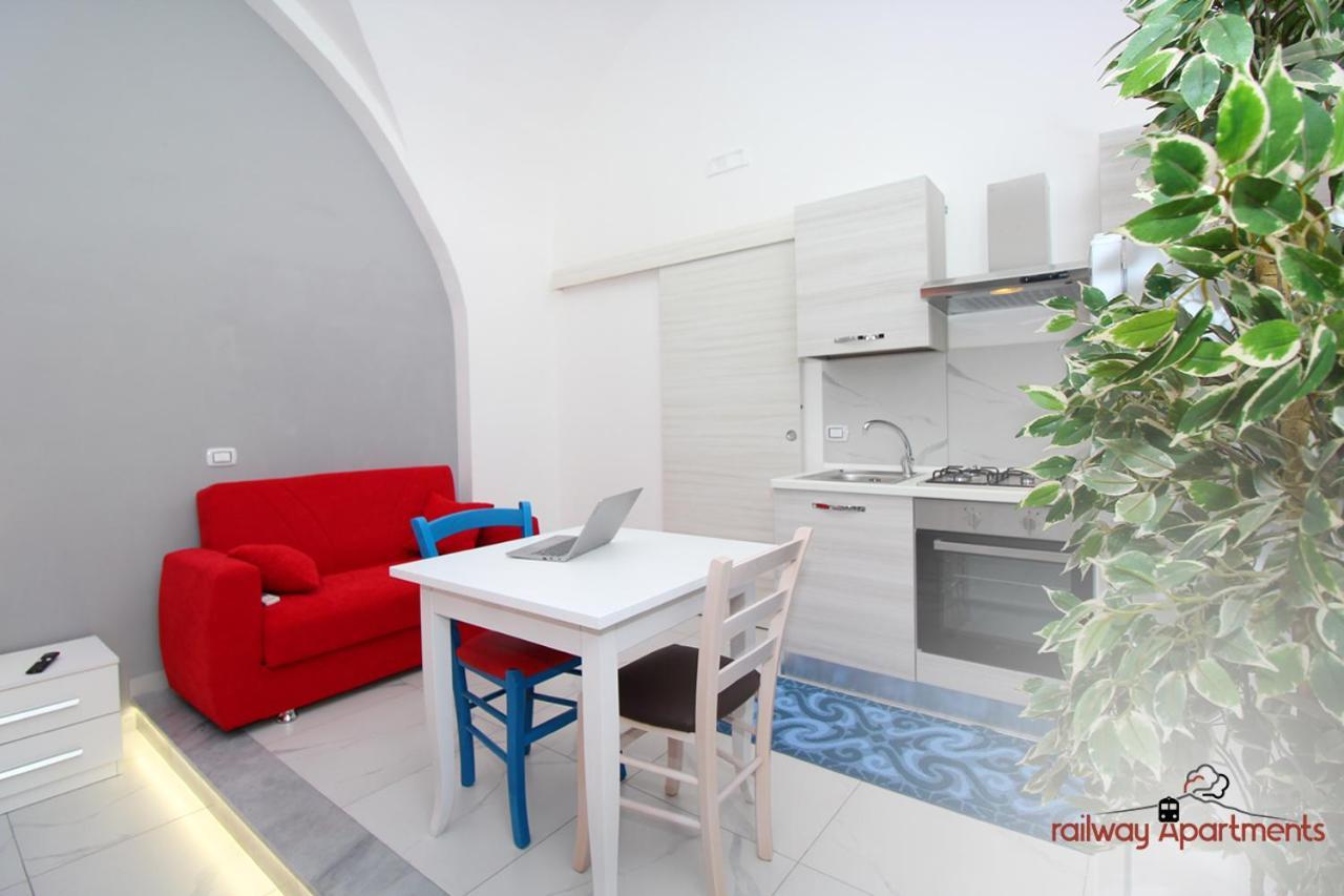 Railway Apartments คาตาเนีย ภายนอก รูปภาพ